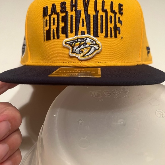 Men's Fanatics Gold/Navy Nashville‎ Predators Iconic Color Blocked Snapback Hat - Picture 5 of 9